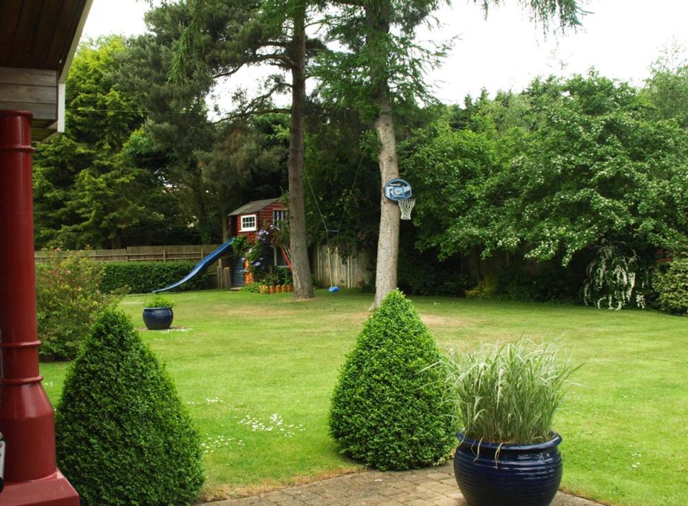 Surlingham Lodge Garden Cottage In Rspb Village Near Norwich Ngoại thất bức ảnh