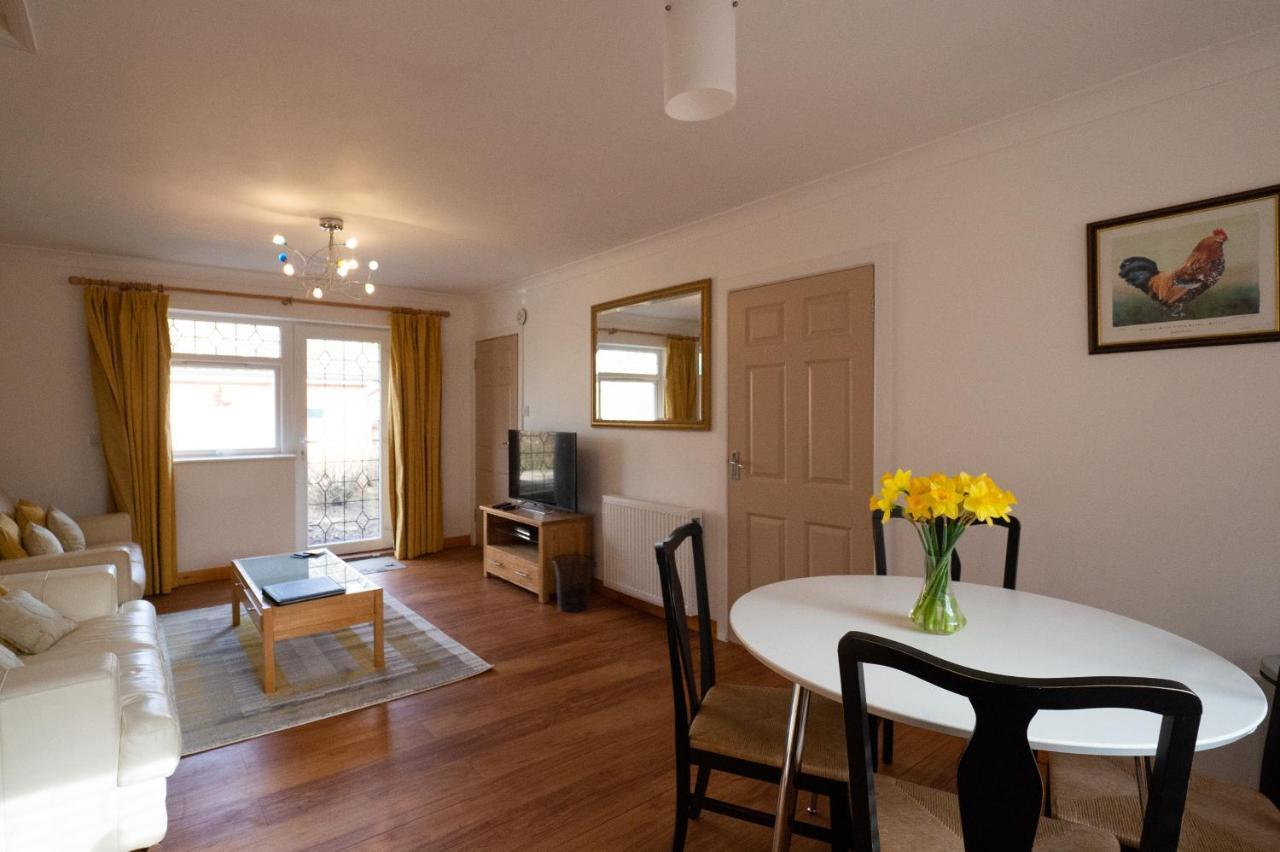 Surlingham Lodge Garden Cottage In Rspb Village Near Norwich Ngoại thất bức ảnh